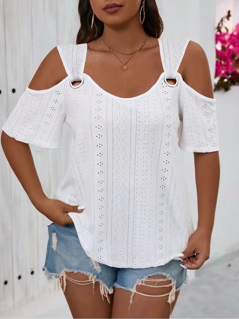 Women’s White Cold-Shoulder Eyelet Knit Top Size XXL NWT Reg. $36.00